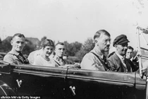 Kết thảm của thư ký riêng, tay sai thân tín làm việc cho Hitler