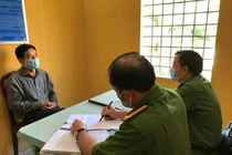 Vụ đường dây buôn lậu xăng giả “khủng”: Đã có 33 người bị khởi tố