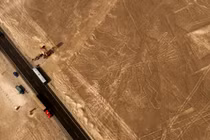 Tuyên bố sốc: Hình vẽ khổng lồ Nazca là của người ngoài hành tinh?