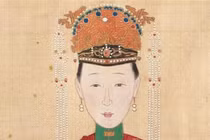 Mở nắp áo quan đúng 0h, giật mình thi hài mỹ nhân hoàn hảo