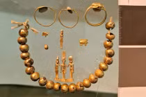 Giật mình sự thật kho báu 2.600 tuổi trong đền thờ Ai Cập