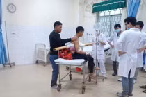 Nam thanh niên bị cây keo đâm xuyên người