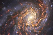 Bất ngờ chụp được ảnh thiên hà “xuyên không” 55 triệu năm