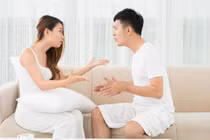 Nhìn tô phở thơm ngon trên bàn, tôi sợ hãi trước màn trả thù của vợ