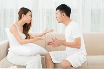 Nhìn tô phở thơm ngon trên bàn, tôi sợ hãi trước màn trả thù của vợ