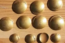 Bí mật “cốc cầu vồng” trên trời rơi xuống giúp chữa lành bệnh tật