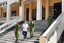 Nguyên đại úy công an lãnh 4 năm tù