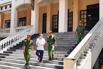 Nguyên đại úy công an lãnh 4 năm tù