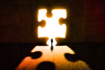 Bí ẩn không lời giải người đàn ông đến từ vũ trụ song song