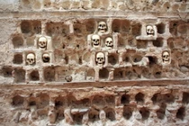 Bí mật rùng rợn tháp sọ người đặc biệt nhất hành tinh