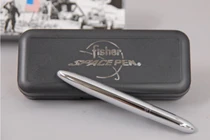 Vì sao phi hành gia bị cấm dùng bút chì ngoài không gian?