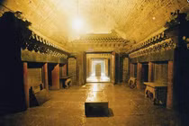 Khai quật mộ cổ nhà Chu, chuyên gia “rớt nước mắt” trước cảnh tượng này...