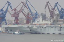 Bất chấp tất cả, Trung Quốc hạ thuỷ tàu đổ bộ tấn công Type 075 thứ hai