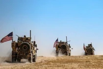 Mỹ dùng thiết giáp chặn đường đòi quân cảnh Nga rời “địa bàn” ở Syria?
