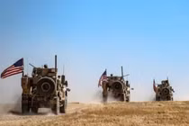 Mỹ dùng thiết giáp chặn đường đòi quân cảnh Nga rời “địa bàn” ở Syria?