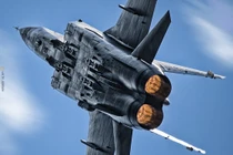 “Ma tốc độ” MiG-31 dính lỗi nặng, cắm đầu đâm thẳng xuống đất