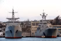 Xót xa dàn tàu chiến Ukraine ở Sevastopol: Bị "bỏ xó" vì Nga không thèm dùng!