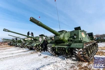 Nga bất ngờ đưa một loạt thiết giáp cổ "tái ngũ" để làm gì?