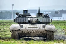 Trầm trồ trước xe tăng T-72 bản "độ" mang trên mình sức mạnh hơn cả T-90 