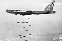 Lý do Mỹ không thể dùng bom hạt nhân ở Việt Nam