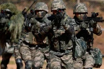 Nạn lạm dụng và ngược đãi người đồng tính trong quân đội Hàn