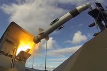 Mỹ dùng tên lửa NSM đánh chìm tàu chiến: Hành động "nắn gân" Trung Quốc? 