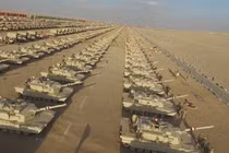 Kinh hãi dàn chiến xa Ai Cập vừa mang ra khoe