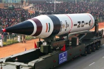 Sức mạnh vũ khí hạt nhân Ấn Độ - Pakistan: Ai mạnh hơn ai?