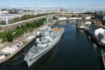 Đi tìm tuần dương hạm mang trực thăng đầu tiên của Pháp