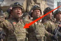 Nghi vấn về dấu hiệu lạ trên quân phục của binh sĩ Trung Quốc
