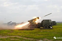 Choáng với cơn mưa hoả lực của Pháo binh Trung Quốc