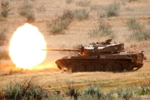 Cận cảnh cỗ xe tăng mạnh nhất của Quân đội Nam Phi