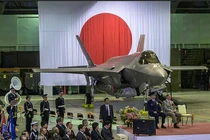 Nhật Bản tăng ngân sách quốc phòng mua vũ khí tối tân nào?