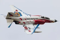 Cận cảnh tiêm kích đồ cổ của Nhật từng "rụng như sung" ở Việt Nam