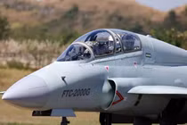 Trung Quốc lại cho ra lò máy bay mới, cả thế giới giật mình