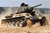 Liên Xô có trong tay những loại tăng nào khi bị Đức đánh úp?