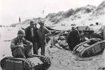 Mìn di động Goliath: Món đồ chơi chết người của lính Đức