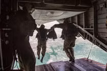 Không tưởng trang bị đặc biệt của đặc nhiệm người nhái Mỹ