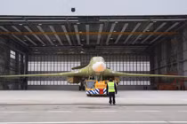 Thiên Nga Trắng Tu-160M2 đầu tiên của Nga ra lò, NATO “hết hồn”