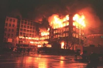 Liên quân NATO ném bom Nam Tư, cái kết không thể tránh