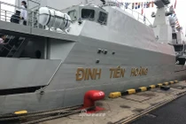 Tàu chiến Việt Nam mở cửa đón khách tham quan ở Thanh Đảo