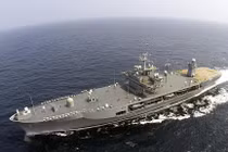Cận cảnh tàu chiến Mỹ tiến vào sân sau của Nga tập trận