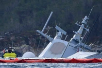 Chết ngất với số tiền Na Uy định bỏ ra sửa tàu KNM Helge Ingstad