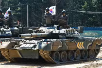 Tận mục dàn xe tăng Liên Xô - "hàng gán nợ" của Nga cho Hàn Quốc