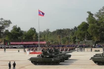 Choáng ngợp sức mạnh quân đội Lào chuẩn bị cho duyệt binh