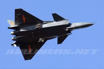 Báo Mỹ khẳng định J-20 Trung Quốc không có pháo là quá thiệt thòi