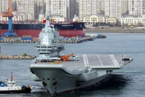 Tàu sân bay Trung Quốc tự đóng Type 001A một tháng nữa sẽ nhập biên?