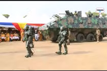 Choáng với siêu xe chở quân và giáp robot do Ghana phát triển