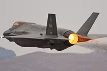 Máy bay F-35 của Nhật không hề gửi tín hiệu khẩn cấp khi gặp nạn