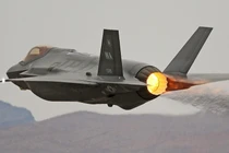 Máy bay F-35 của Nhật không hề gửi tín hiệu khẩn cấp khi gặp nạn